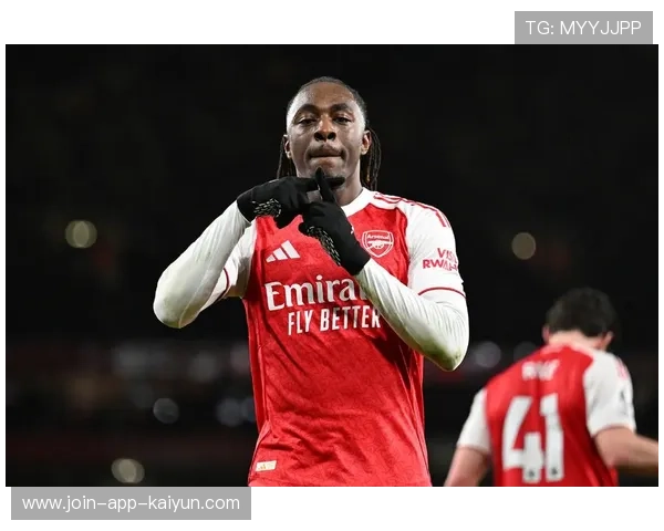 巴黎中场帽子戏法，热刺被反杀灭顶