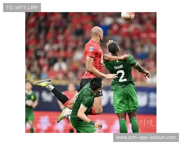 成都蓉城外援独中两元,主场不败继续 成都蓉城外援独中两元,主场不败继续