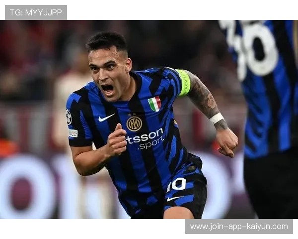 劳塔罗意甲12场斩获10球，追平俱乐部传奇前锋纪录