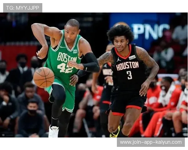 火箭少年军持续冲击季后赛 火箭少年军持续冲击季后赛